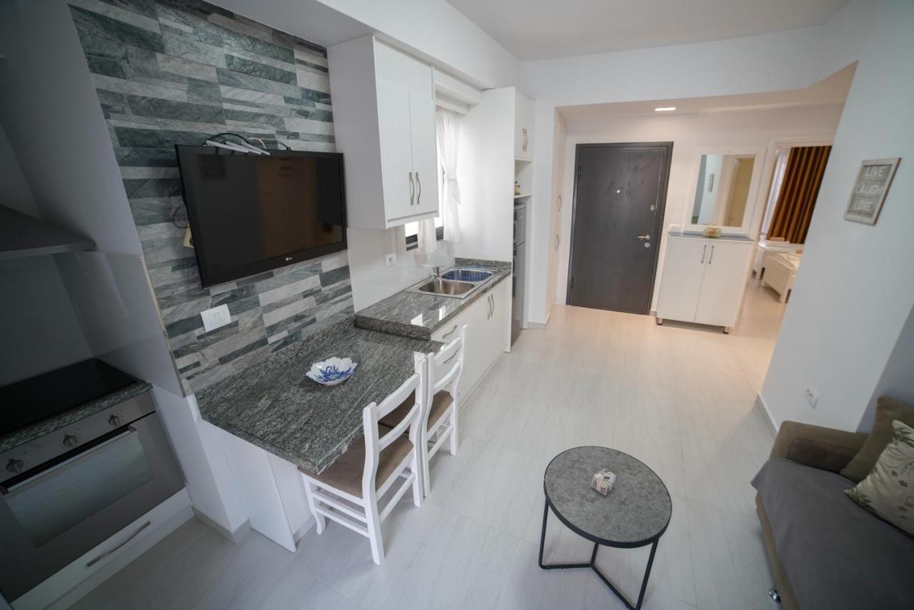 City Glow Apartments Sarandë Exterior foto