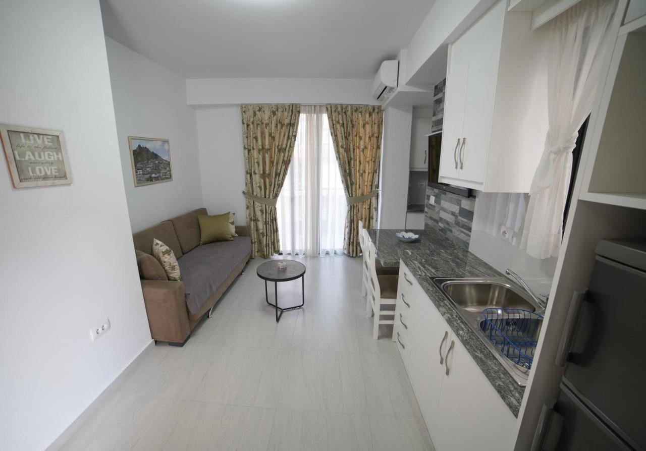 City Glow Apartments Sarandë Exterior foto