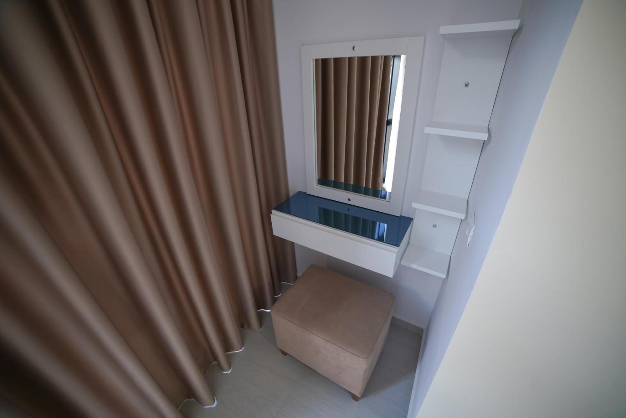 City Glow Apartments Sarandë Exterior foto