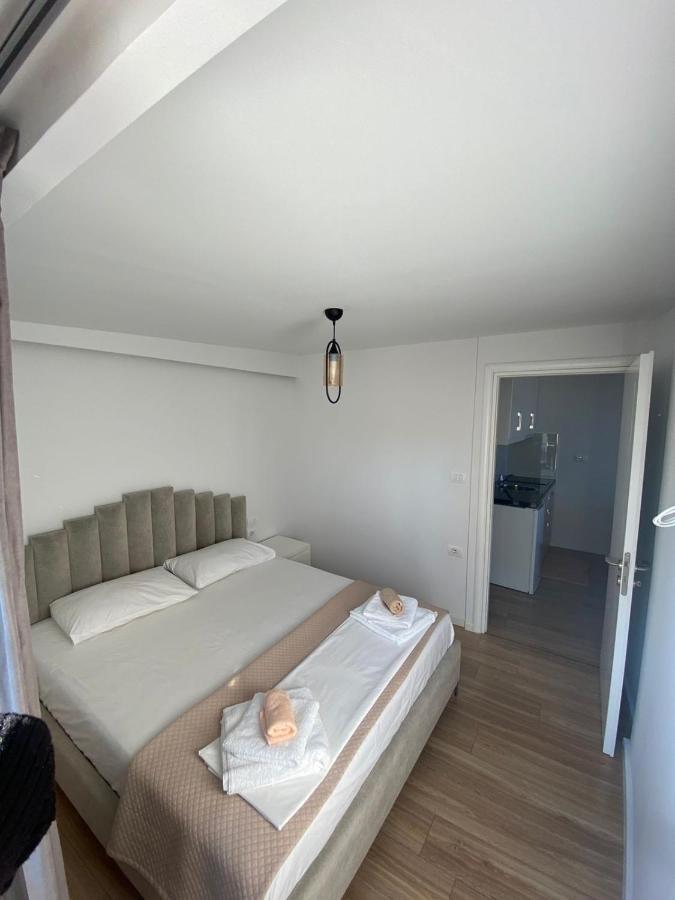 City Glow Apartments Sarandë Exterior foto